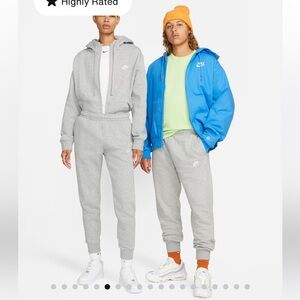 small Nike sportswear club fleece joggers. Excellent condition